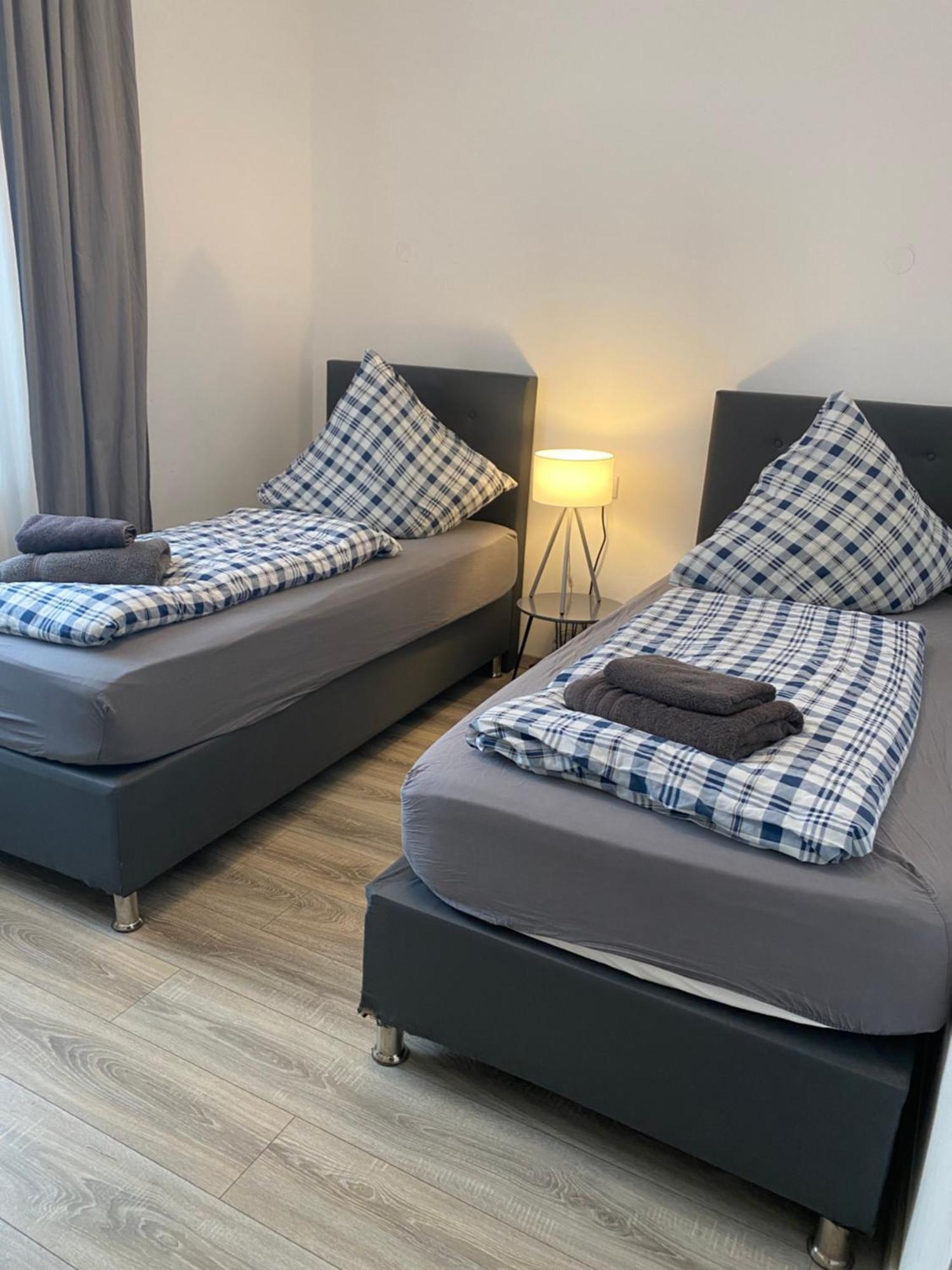 Holiday Apartment Essen Bagian luar foto